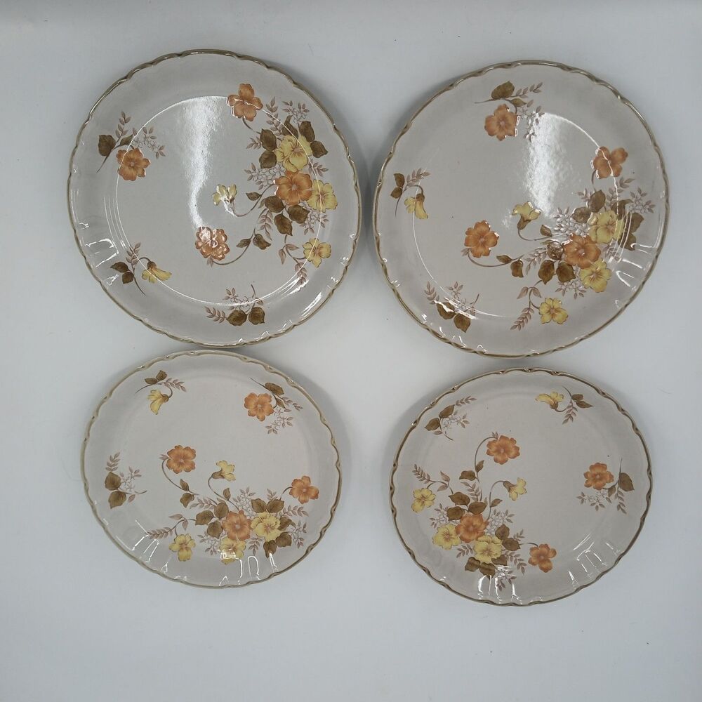 Vintage Interludes Autumn Harvest Stoneware Dinner Plates Set of 4 Japan